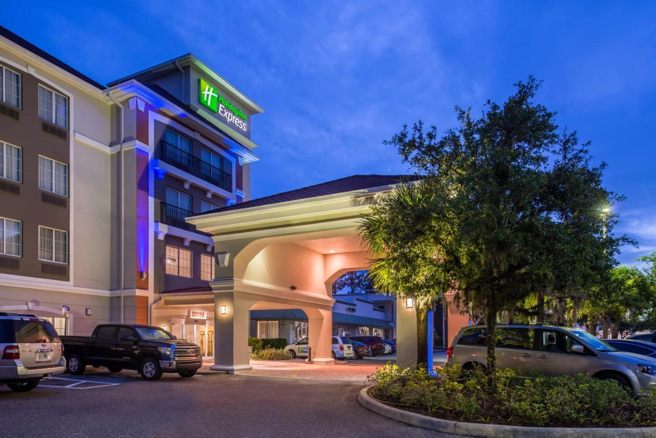 Holiday Express North Telecom Park By Ihg 2*