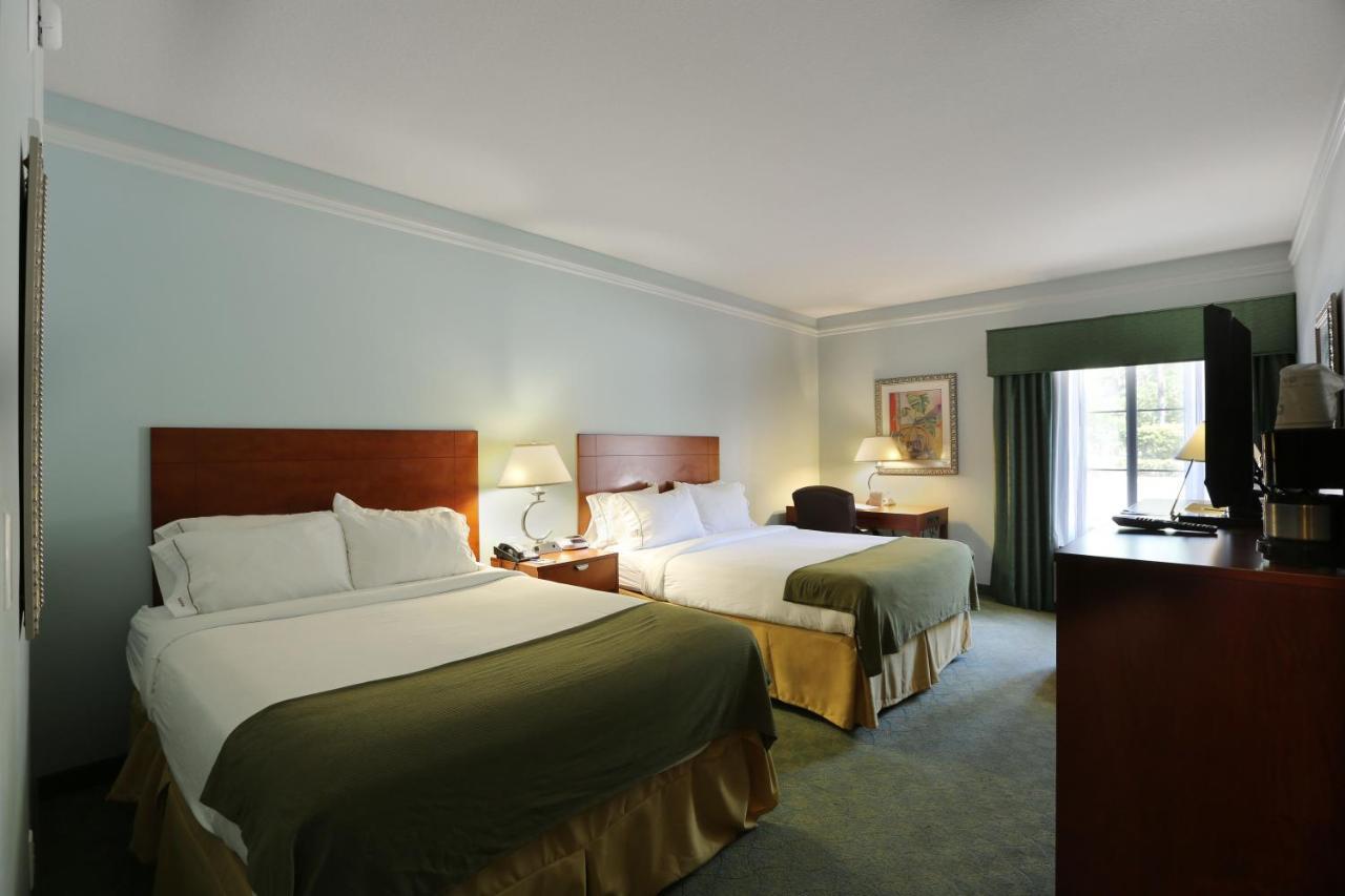 Express Tampa North Telecom Park By Ihg Hotel