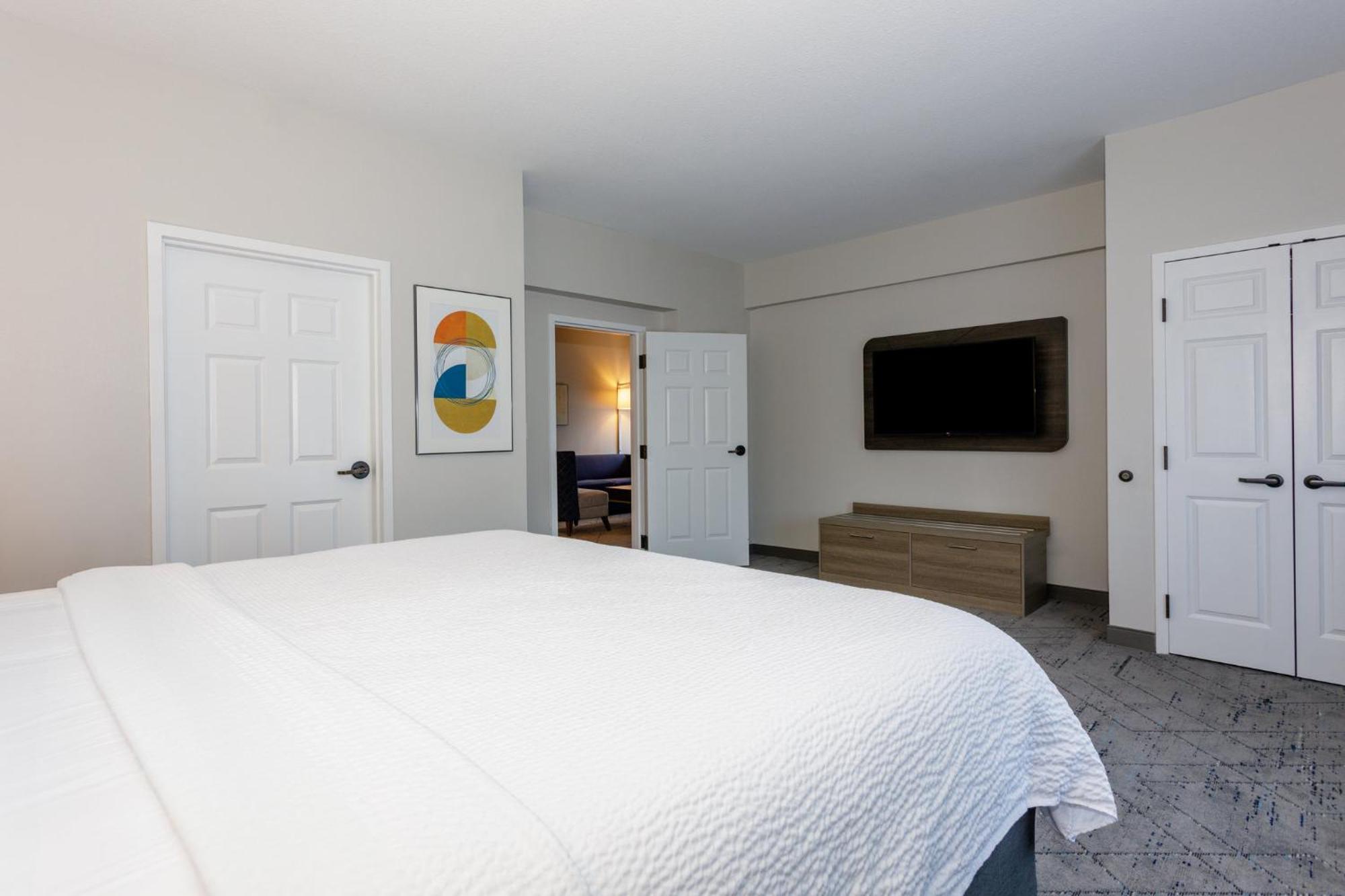 Express Tampa North Telecom Park By Ihg Hotel