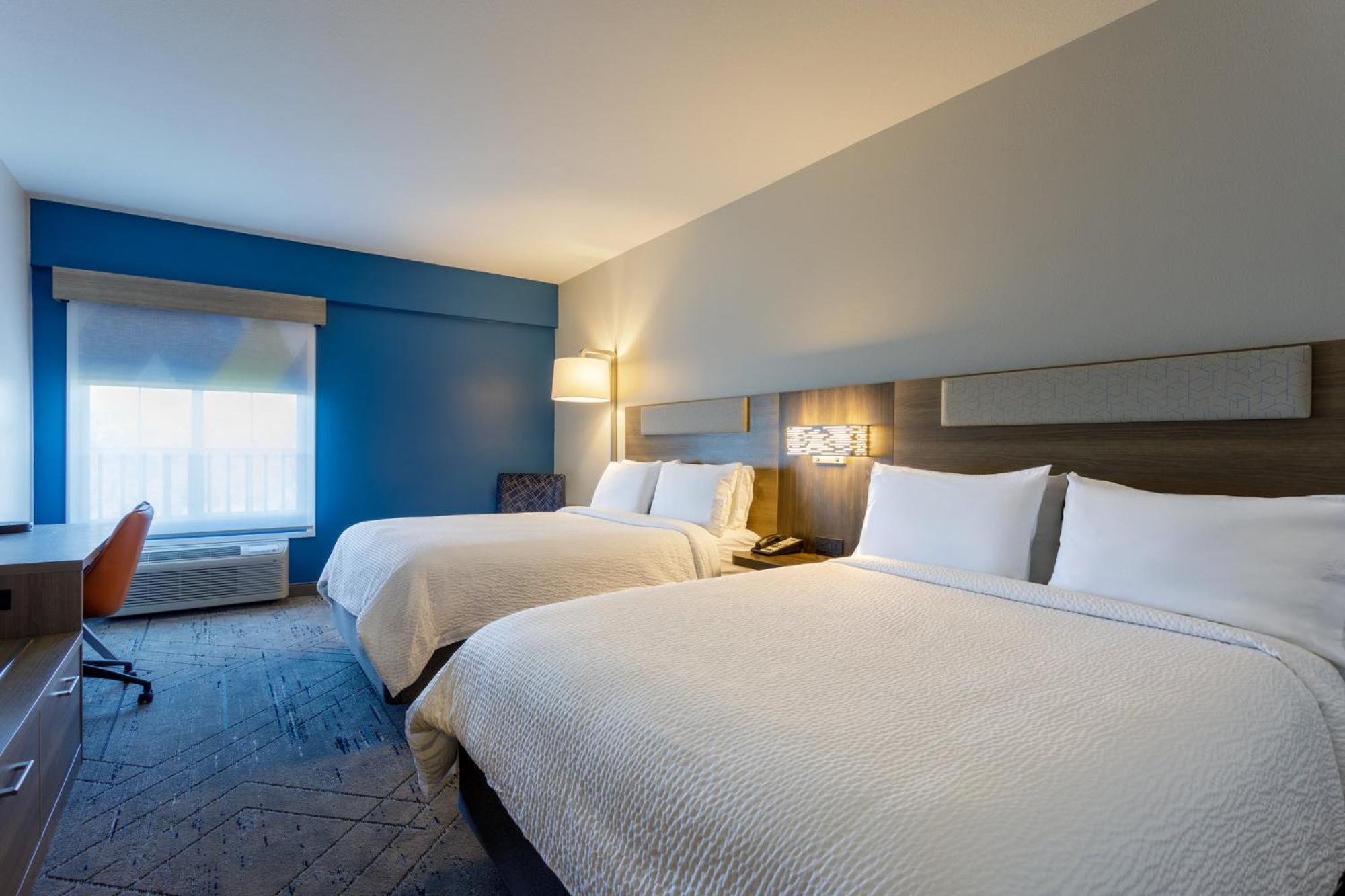 Express Tampa North Telecom Park By Ihg