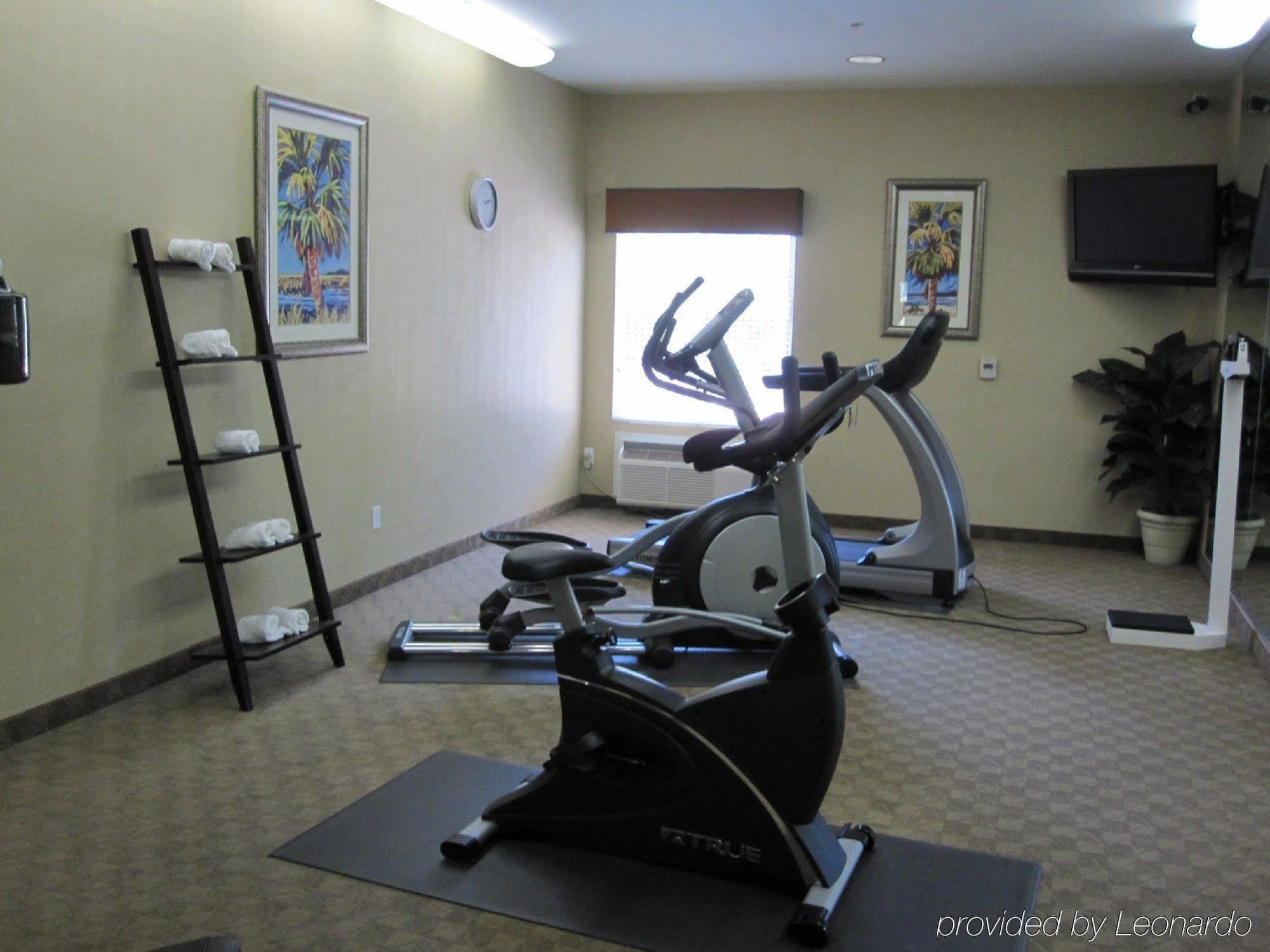 Hotel Express Tampa North Telecom Park By Ihg Temple Terrace