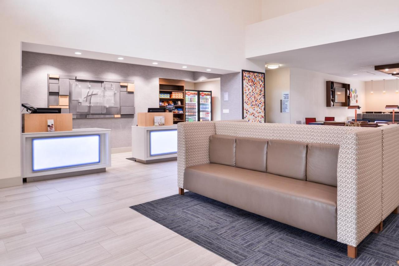 Express Tampa North Telecom Park By Ihg Hotel