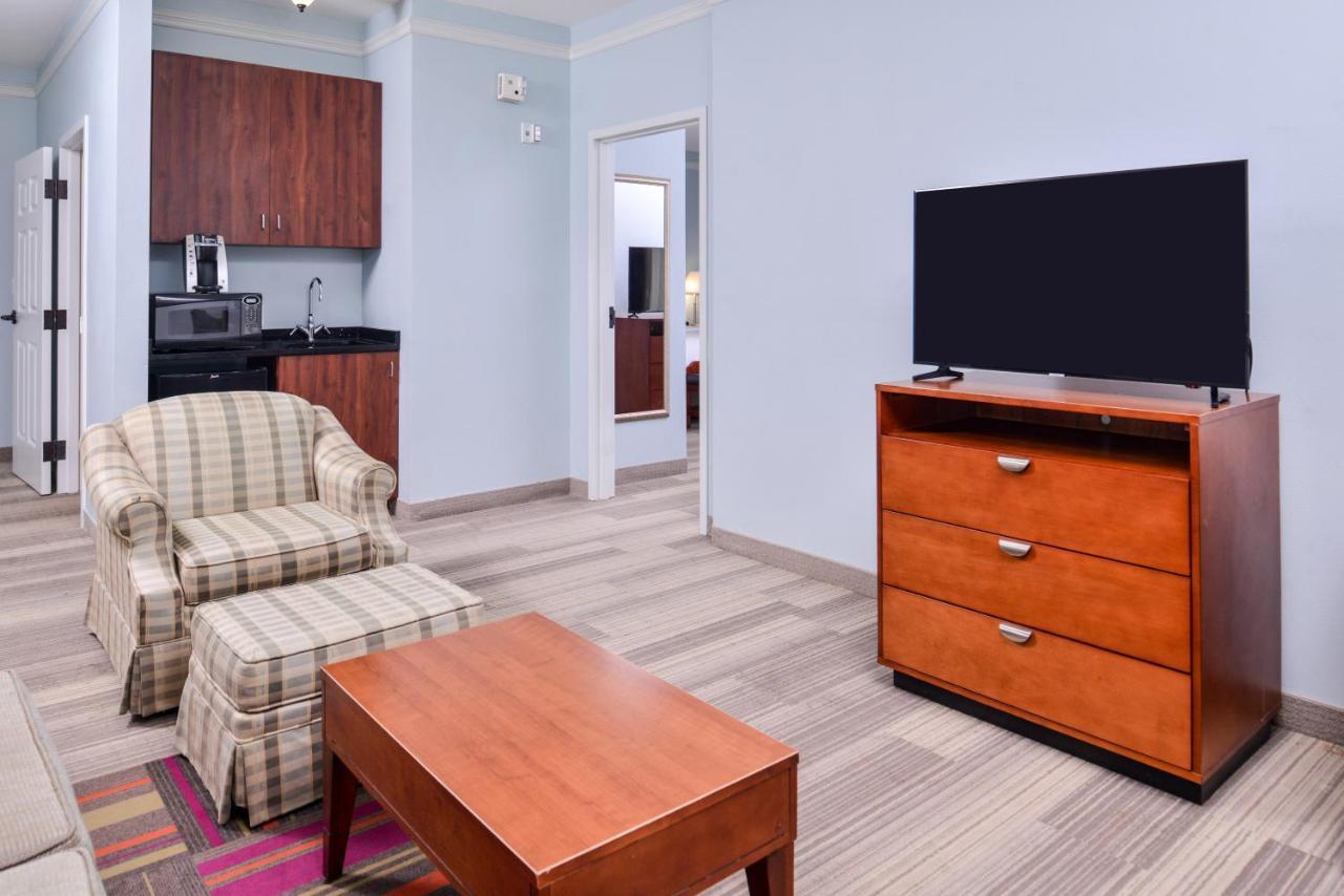 Express Tampa North Telecom Park By Ihg Hotel Temple Terrace